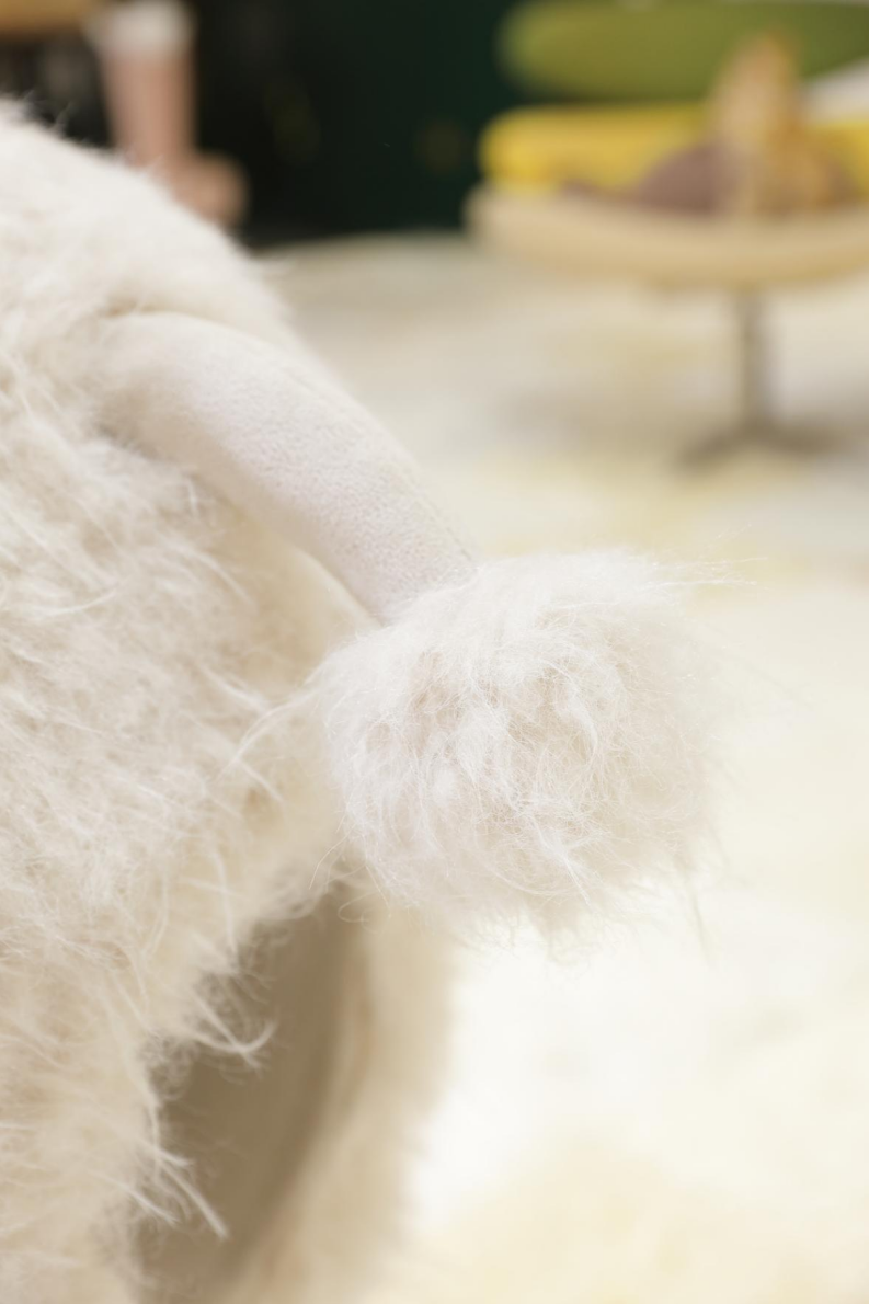 2Meters Luxury Alpaca-Fabric Cat Kennels & Cat Trees – Premium Pet Furniture