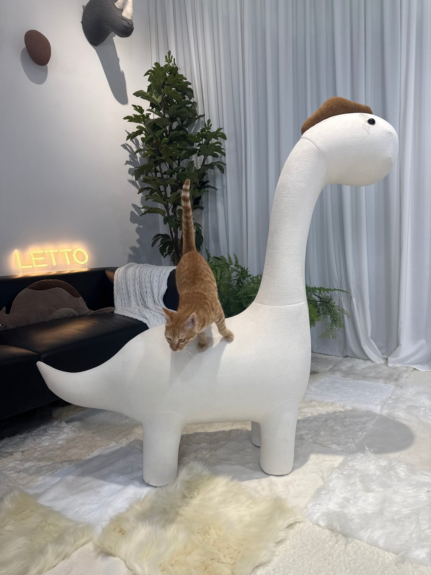 1.25-meter Dinosaur-shaped Cat Tree - Pet-friendly Furniture