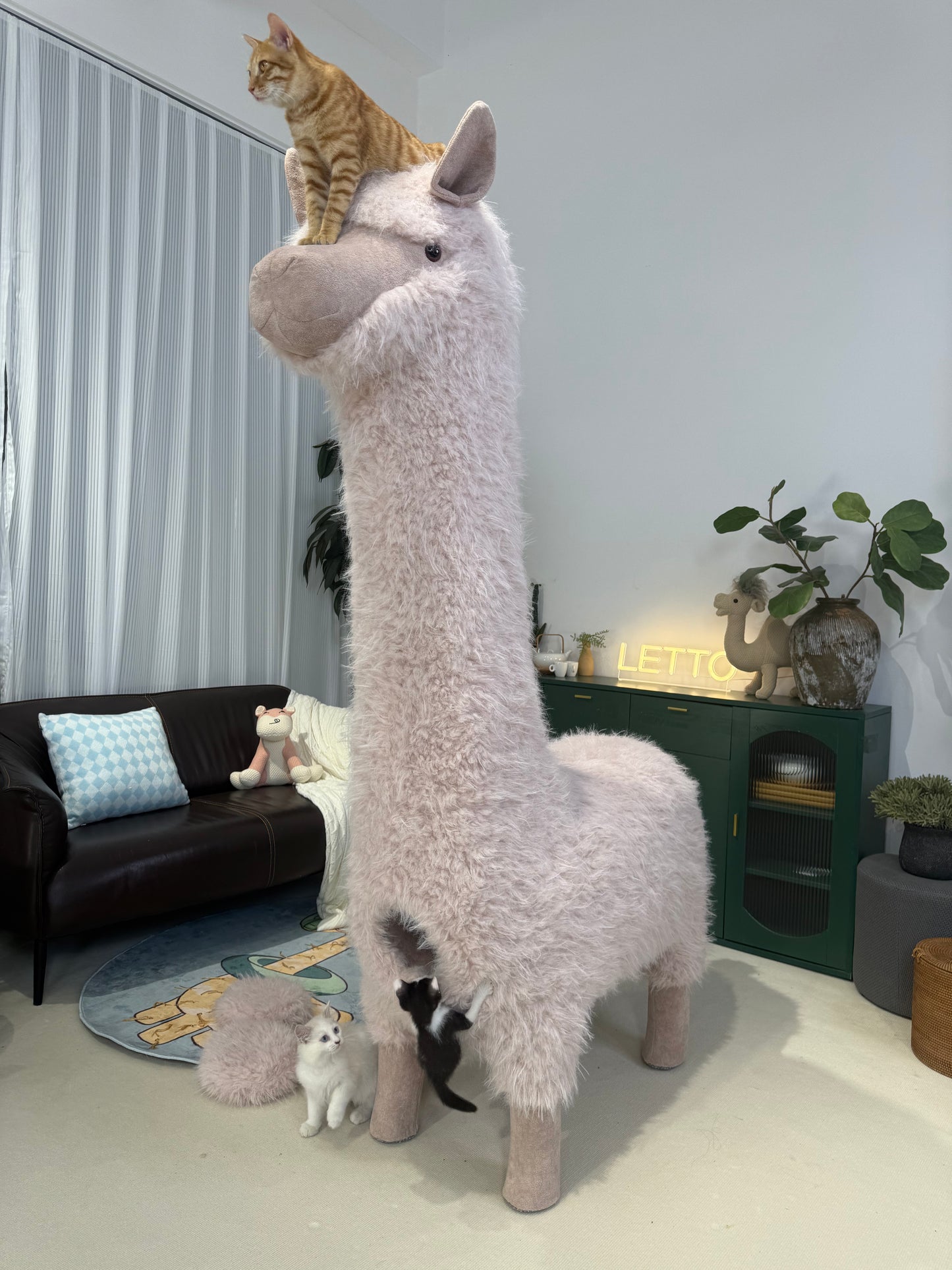 2Meters Luxury Alpaca-Fabric Cat Tunnels & Cat Trees – Premium Pet Furniture