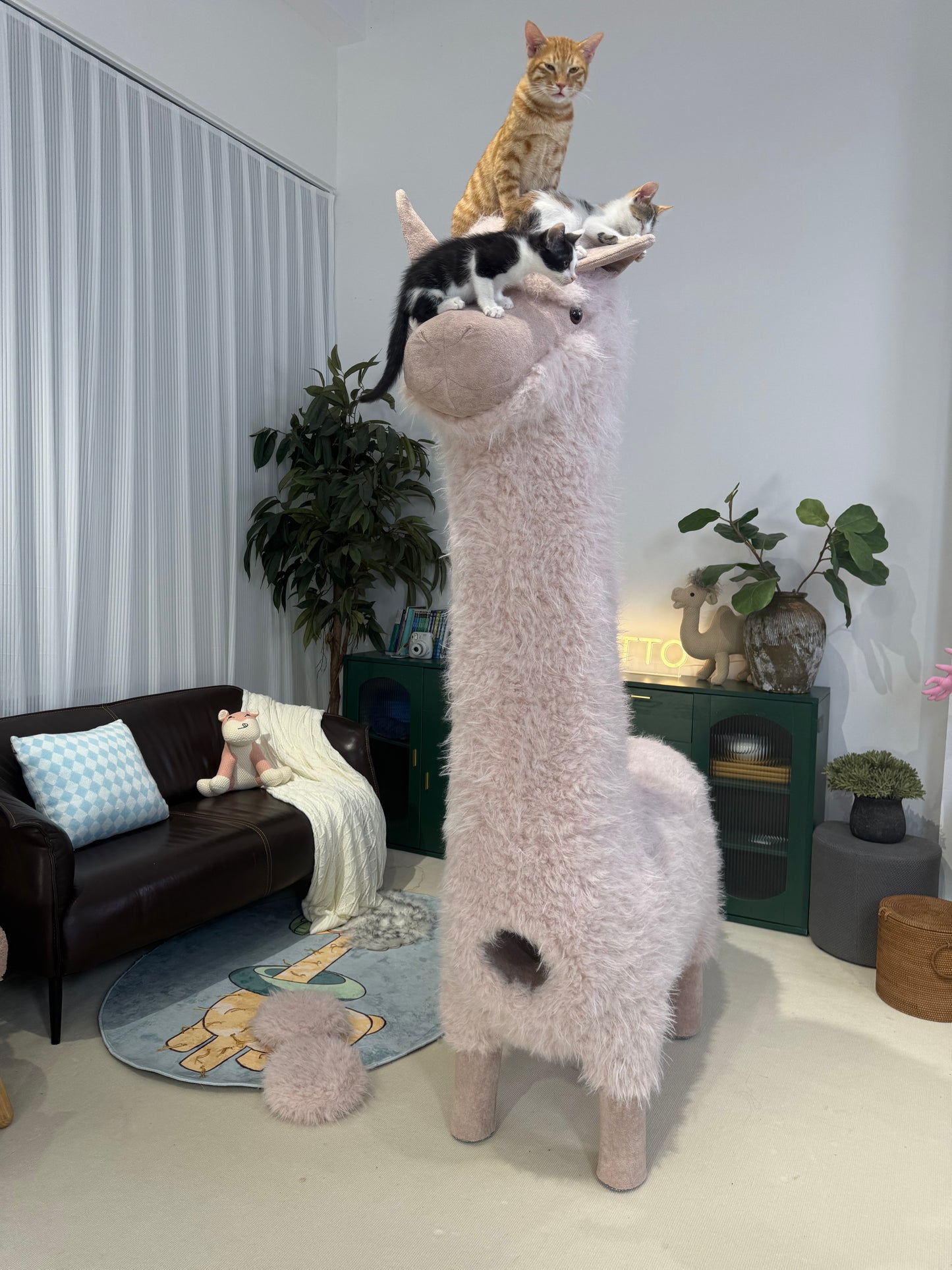 2Meters Luxury Alpaca-Fabric Cat Tunnels & Cat Trees – Premium Pet Furniture