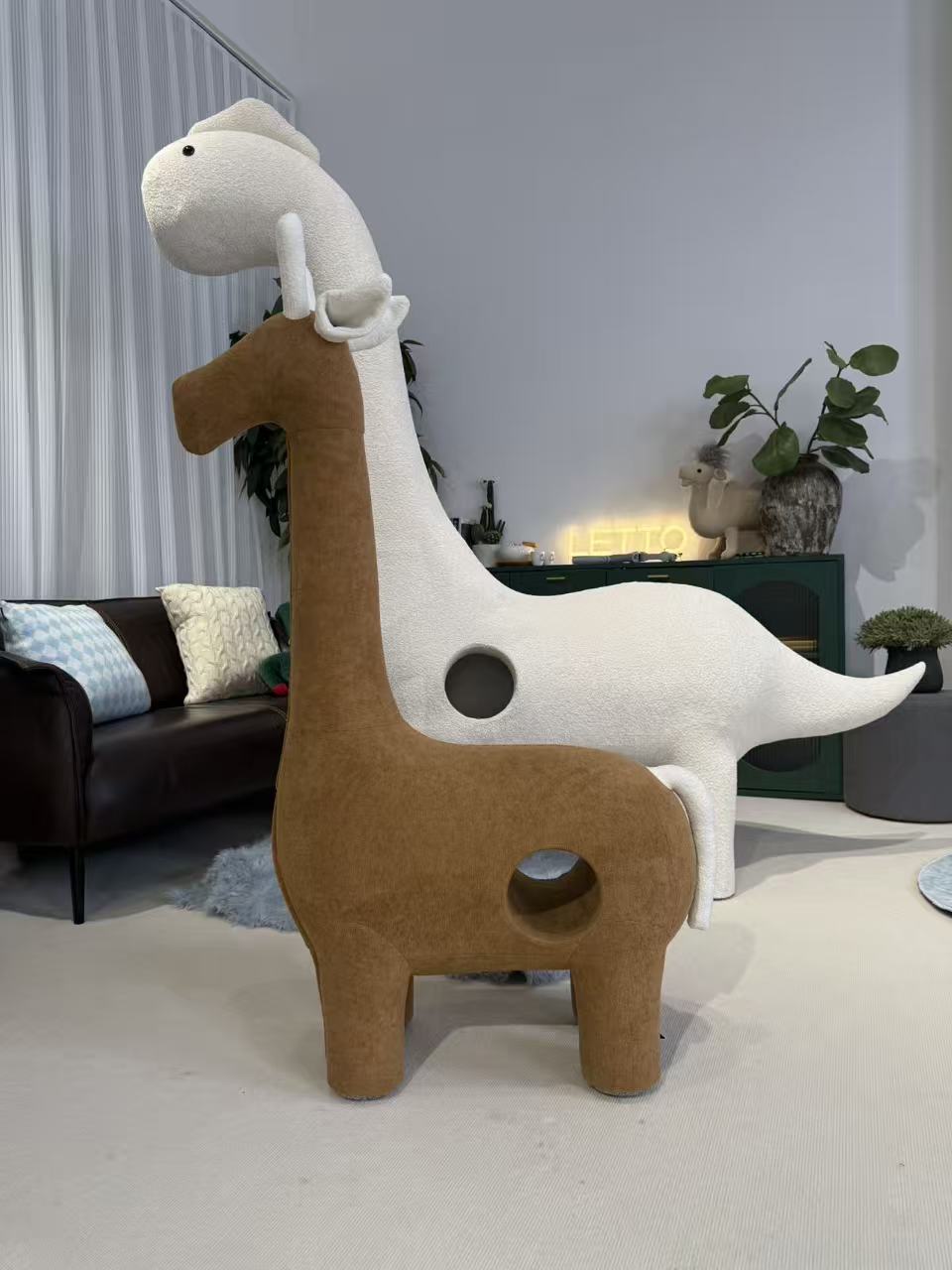 Lettoden Cat Tree - Medium-sized Giraffe-shaped Pet - friendly Furniture with Holes