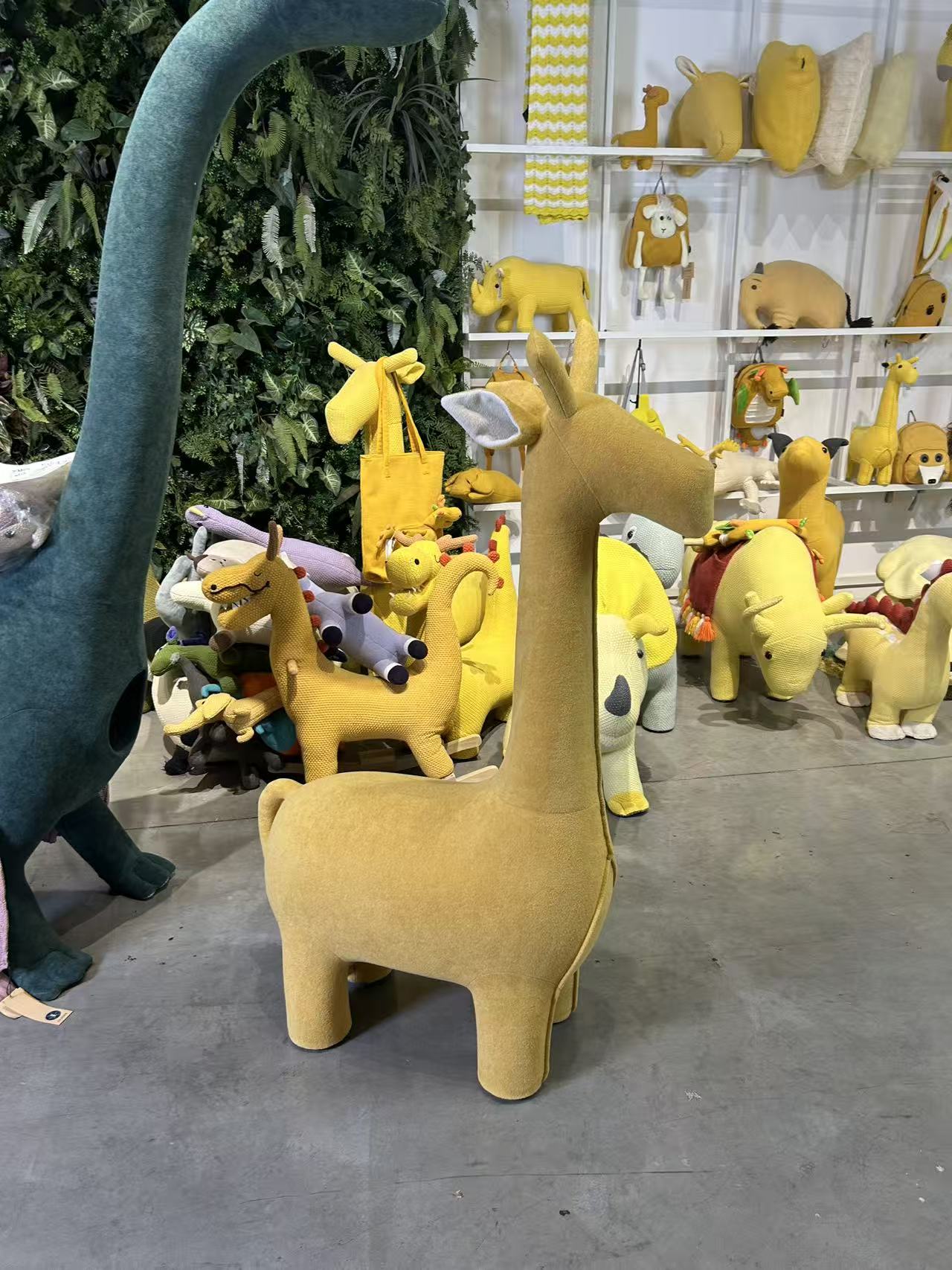 LettoDen 1.2M Giraffe Cat Tree - Luxury Premium
