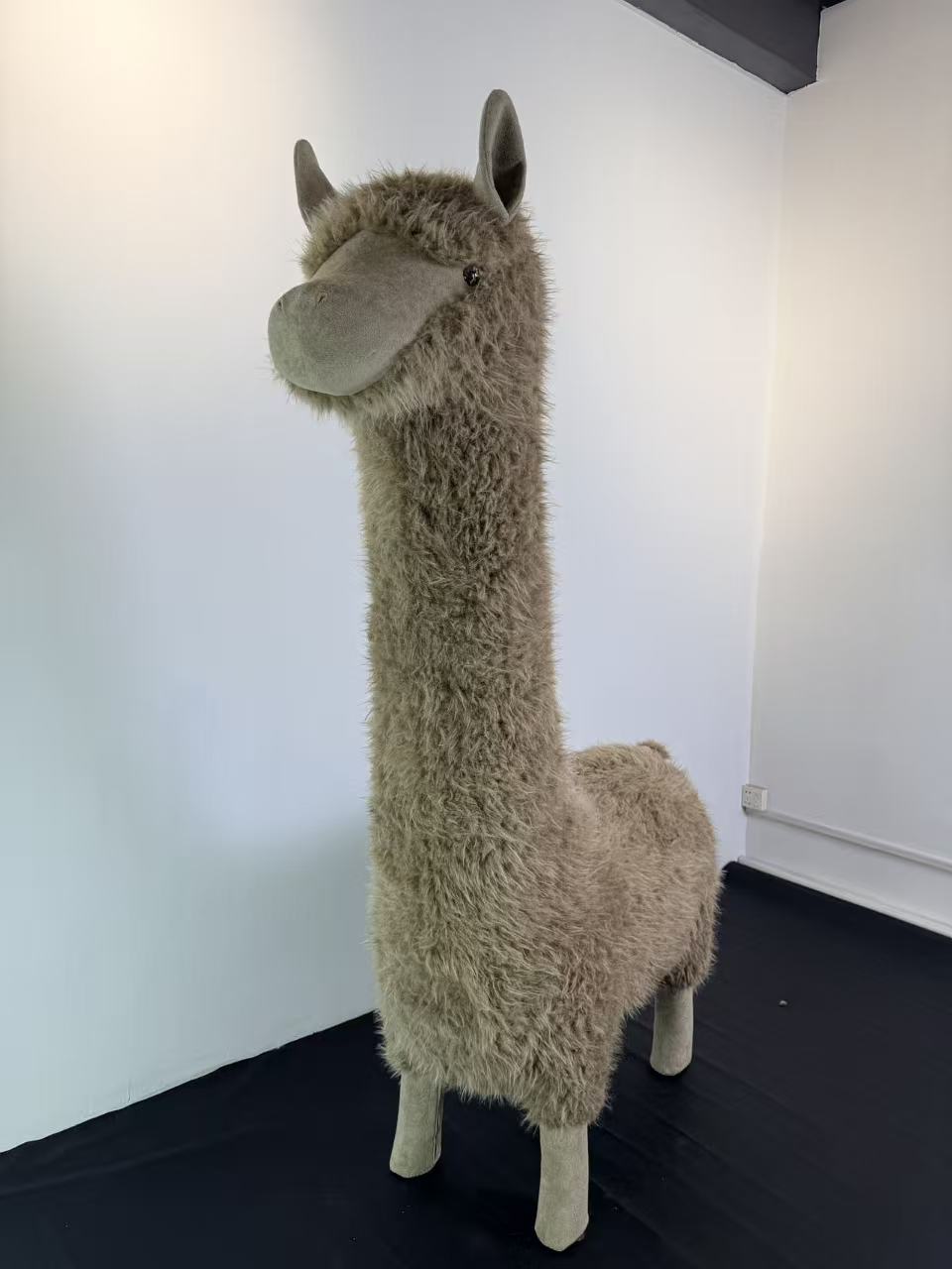 LettoDen 2M Alpaca Cat Tree - Luxury Fabric Kennel Premium