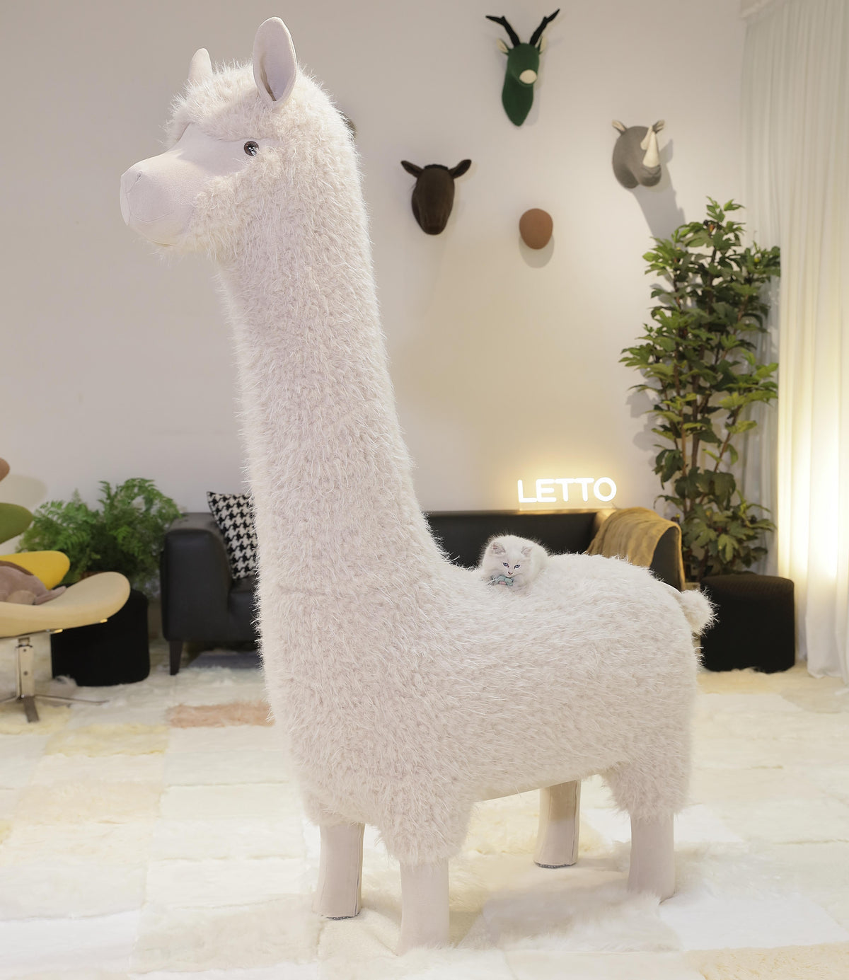 2M Alpaca Cat Tree - LettoDen Dual-Use Pet Furniture & Stool