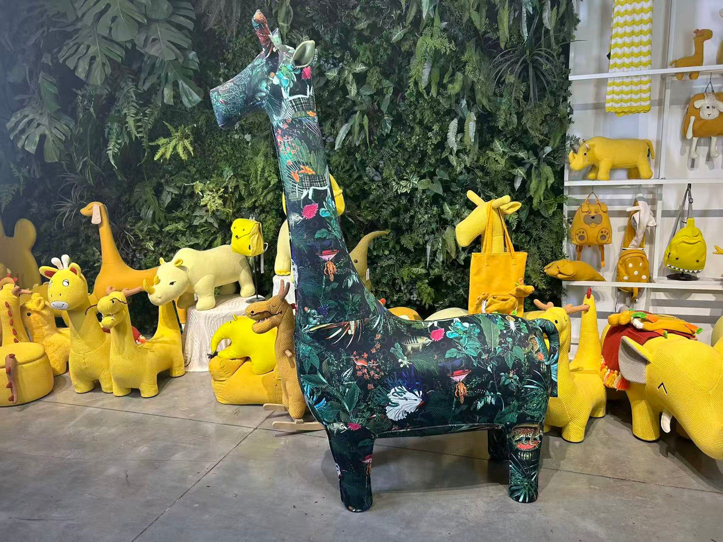 LettoDen 2M Giant Giraffe Cat Tree - Luxury Premium