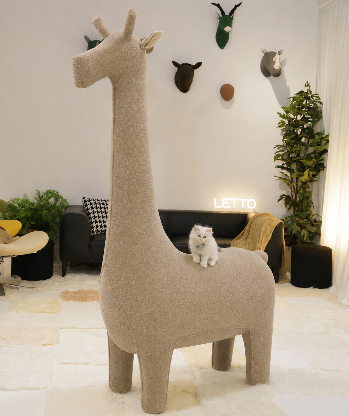LettoDen 2M Giant Giraffe Cat Tree - Luxury Premium